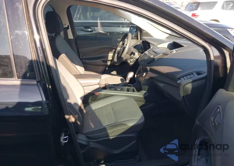 2017 Ford Escape S z USA, uszkodzony, nr VIN 1FMCU0F79HUE07790